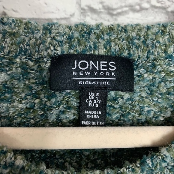 Jones New York Women’s Boucle Knit Sweater Green Blue Size Small Casual Pullover - Picture 3 of 9